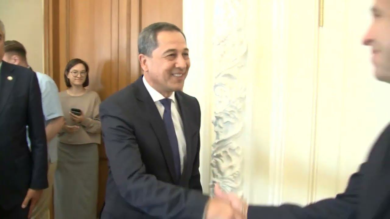 Евгений Куйвашев заявил о планах по подготовке кадров из числа студентов Узбекистана смотреть онлайн