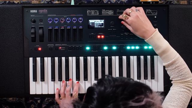 Korg Opsix Altered FM Synthesizer Demo смотреть онлайн