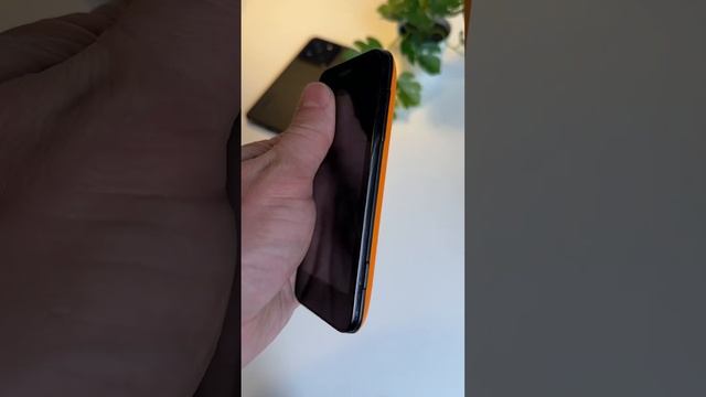 Первый смартфон Xiaomi ? смотреть онлайн