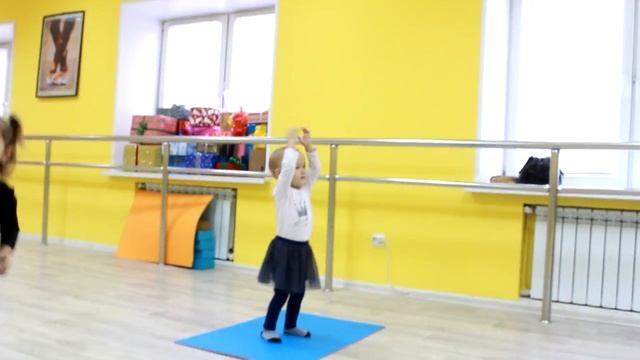 Baby Dance Alisa Promo | Malinki Video смотреть онлайн