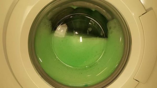 Experiment - Uncontrollable Sudslock - in a Washing Machine