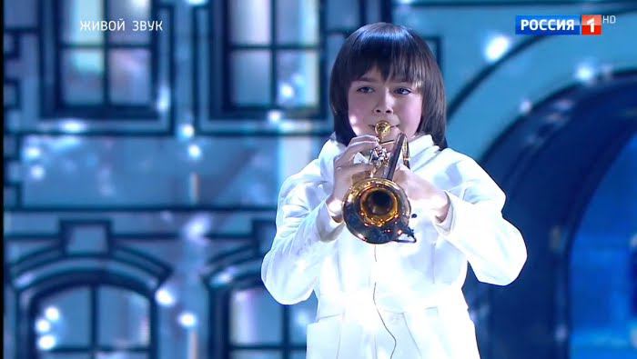 О.Казакова, Е.Анисимова (фигурное катание), И. Невретдинов (труба) - Вальс из к/ф "Ирония судьбы"