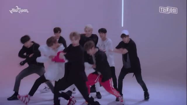 Stray kids MIROH dance practice mirrored смотреть онлайн