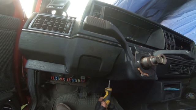 Jetta MK 2  розбираем панель чтобы вытащить проводку  #Джетта2 #Джетта #jetta