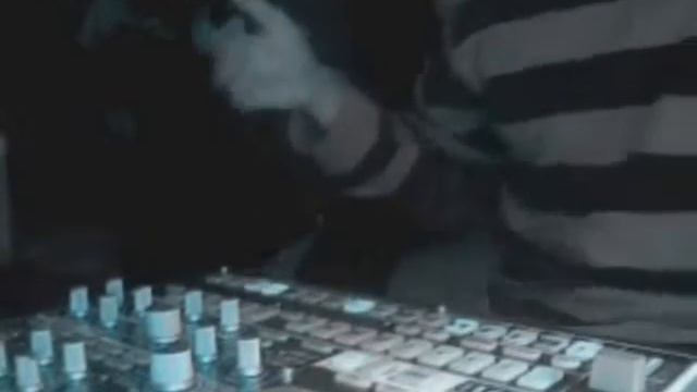 LIVE HARDTECK EMX1 ( son2teuf!! ) смотреть онлайн