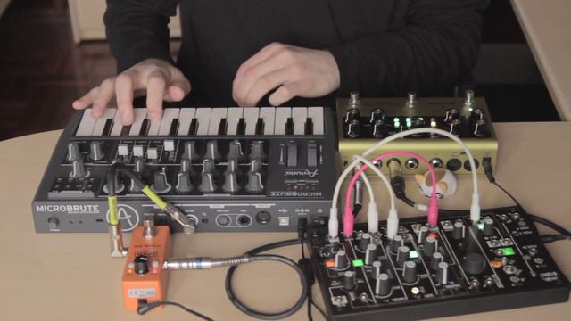 Slow Impro for Arturia MicroBrute and Strymon Volante смотреть онлайн