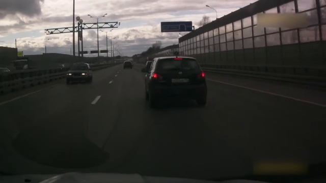 Такого я еще не видел, отбойник - не спасает от встречки смотреть онлайн