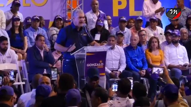 Gonzalo Castillo recibe apoyo de toda la estructura política y social de Temístocles Montás. смотреть онлайн
