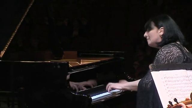 Nino Katamadze plays Mozart piano concerto no.12 A-dur (part 1) смотреть онлайн