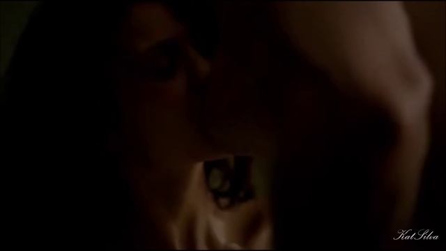 Damon & Elena ~ Shut Up and Dance смотреть онлайн