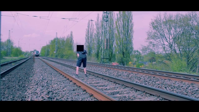 Адреналин и потраченные нервы машиниста, про идиота на ж-д путях смотреть онлайн