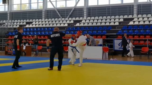 Занял 2 место на межрегиональных учебно-тренировочных поединках "Юный Рукопашник" в г. Хабаровске смотреть онлайн