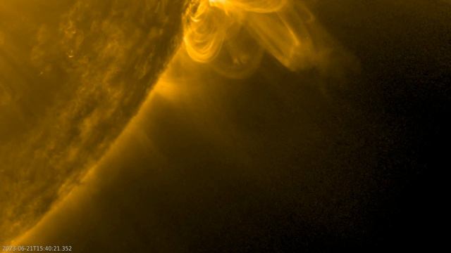 Ответ: Солнце, солнечные лучи, космос ... смотреть онлайн