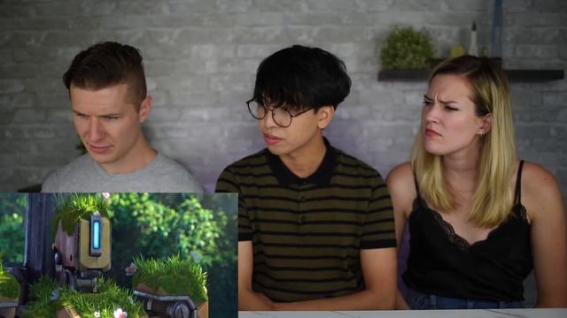 Non-Overwatch Players React to Overwatch Animated Short | "The Last Bastion" (G-Mineo Reacts) смотреть онлайн