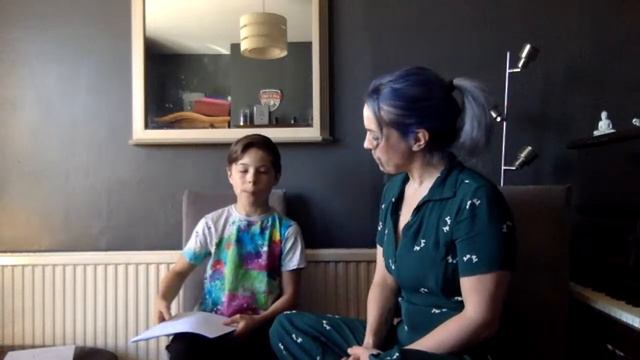 The Bass Pixie Live - Music and Internet Slang Challenge смотреть онлайн