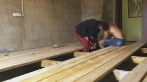 Монтаж деревянных полов по грунту