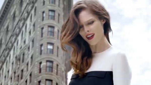 Giantess in Longchamp Commercial