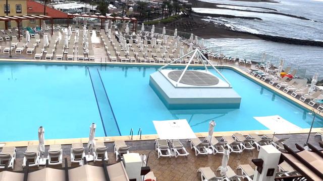 Tenerife - Bouganville Playa Hotel Check Out The Children's Play Area And This Hotel! смотреть онлайн