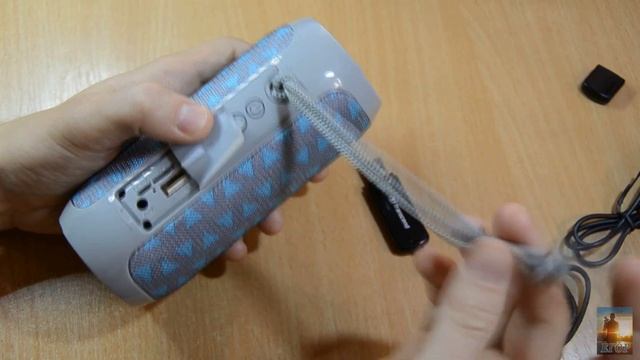 Bluetooth колонка Portable BT Speaker TG 117 смотреть онлайн