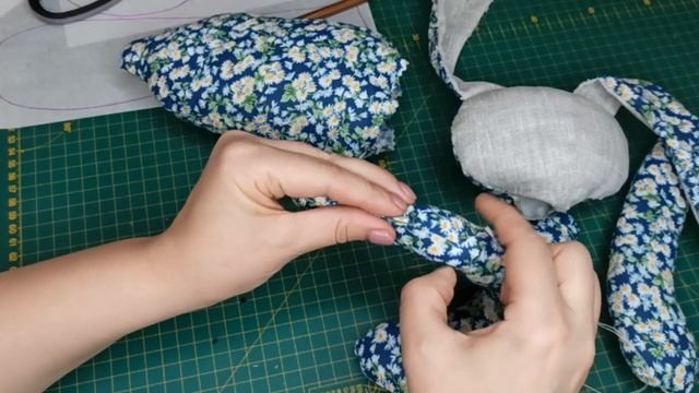 Набор для творчества - мягкая игрушка ЗАЙЧИК-СПЛЮШКА. МК по пошиву смотреть онлайн