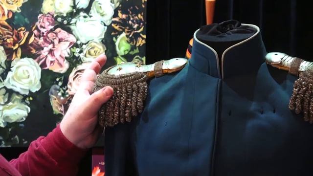 «Россия в мундире» 84. Чекмень офицера Оренбургского казачьего войска. смотреть онлайн