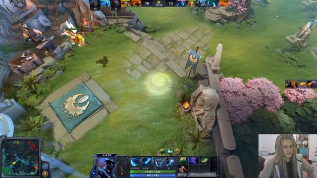 Девушка играет в Dota2 ^__^ смотреть онлайн