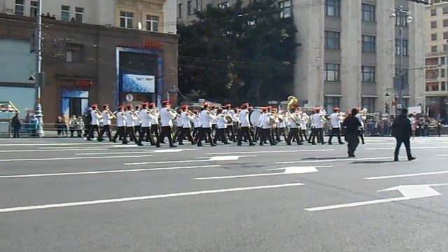 www.moscowbeauties.ru Парад военных оркестров смотреть онлайн