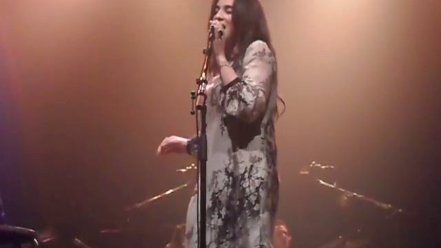 Camelia Jordana Calamity Jane Live смотреть онлайн