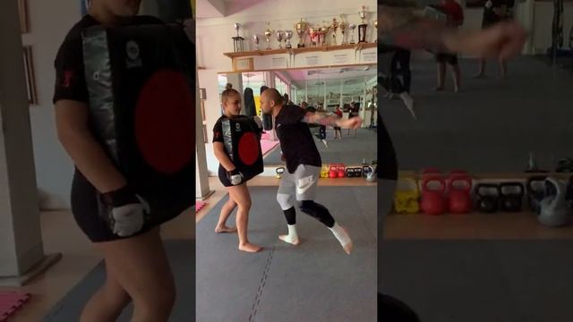 Kyo Team Illés Tibor смотреть онлайн