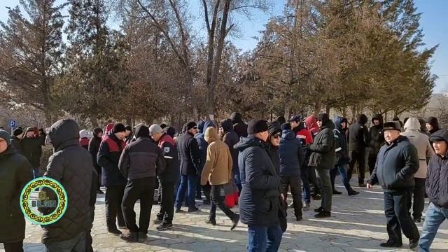 Жаңаөзен бүгін 10.02.22 ж. Халық жұмыс талап етіп әлі тұр. смотреть онлайн