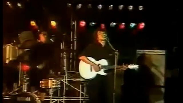 Виктор Цой и группа «Кино» - Пачка сигарет (Концерт в Донецке 1990 г.) смотреть онлайн