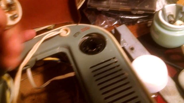 Ламповый электрофон "Молодежный": из чего сделано смотреть онлайн