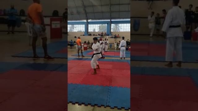 Tekki Shodan - Karatê Shotokan смотреть онлайн