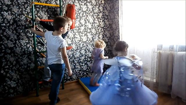 День Рождения принцессы Маргаритки) смотреть онлайн