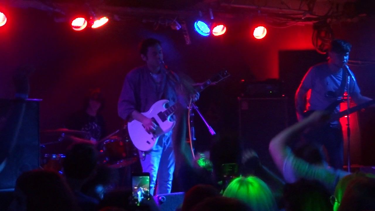 Chernikovskaya Hata – Yabloki Na Snegu (Ростов) смотреть онлайн