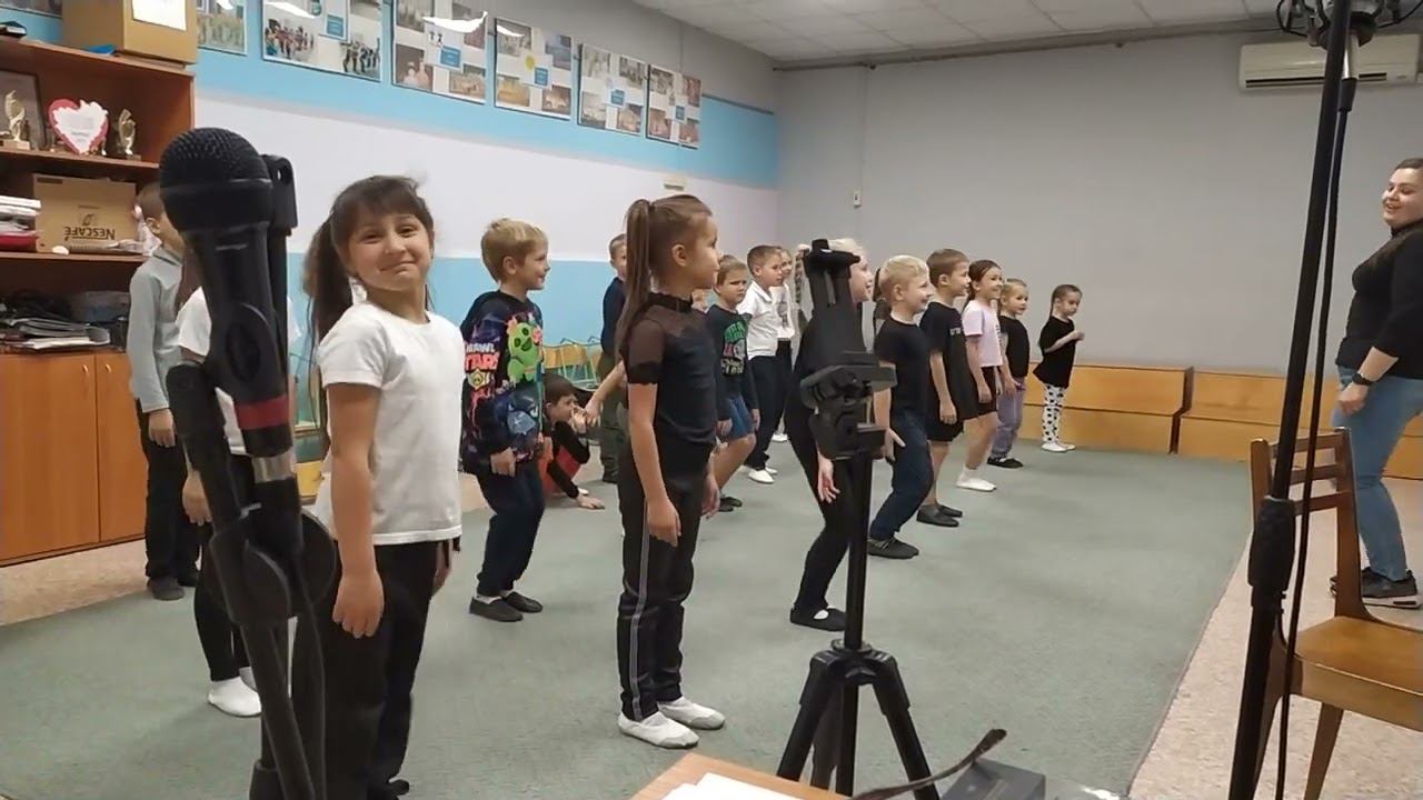 Младшая группа Сценодвижение 2 смотреть онлайн