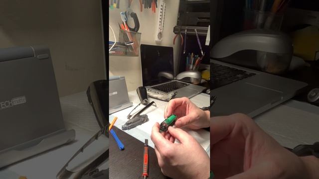 Philips Norelco SensoTouch 3D No power not charging (Easy Fix) смотреть онлайн