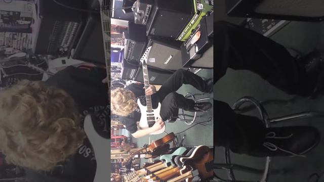 Ben playing custom shop equipment смотреть онлайн