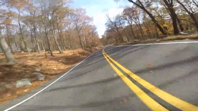 Suzuki SV1000 Fall Riding W/Leo Vince Exhaust and Rear Cam смотреть онлайн