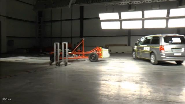 2018 Dodge Grand Caravan Minivan Crash Test & Rating смотреть онлайн