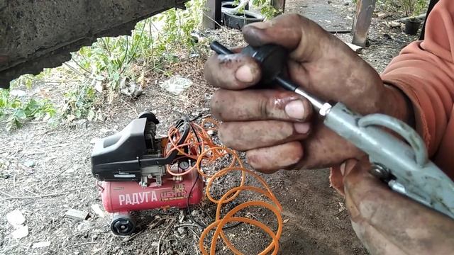 Пахнет бензином при полном баке на ВАЗ 2110-12. Возможное решение проблемы. смотреть онлайн