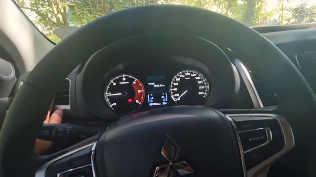 2023 Mitsubishi Montero Sport GLX 2.4 4x2 MT смотреть онлайн