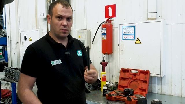 Неисправность и замена сайлентблоков заднего подрамника Range Rover III (L322) (Короткая Версия)! смотреть онлайн