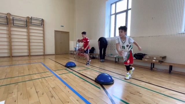Баскетбол#рок-н-рол#тренировка Данил 26/3/22#籃球兒童#أطفال كرة السلة#Basketball Kids#Basketball-Kinder смотреть онлайн