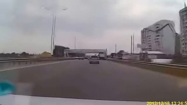 Очень понравилась песня дураки на дороге смотреть онлайн
