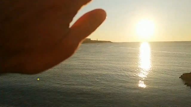 В ГЕЛЕНДЖИКЕ РЕЗКО ПОХОЛОДАЛО  ГУЛЯЕМ У МОРЯ +9 16 НОЯБРЯ. Очень долгая прогулка с откровениями