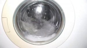 Стирка на стиральной машине Zanussi FL904NN, Хлопок 40, 900 об/мин + тест порошка Ariel (часть 1)