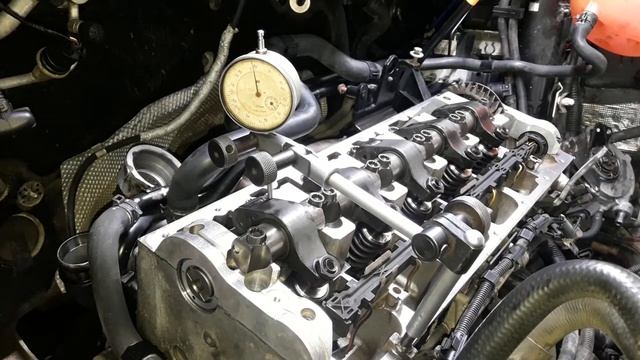 WV T5 2.5 TDI AXD. BAC. BPE. AXE .Регулировка насос- форсунки | WV 2.5 TDI Pump-injector adjustmen смотреть онлайн