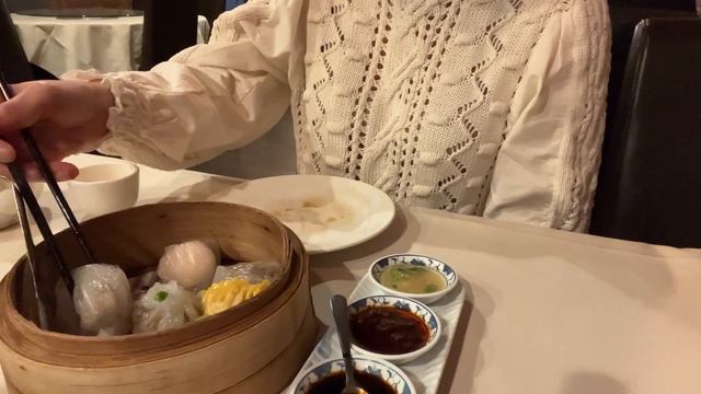 [4K] NYC Spring Walk🗽🚕 Nolita & East Village, Dinner at Dim Sum Palace🥟🍜 Apr. 2023 смотреть онлайн