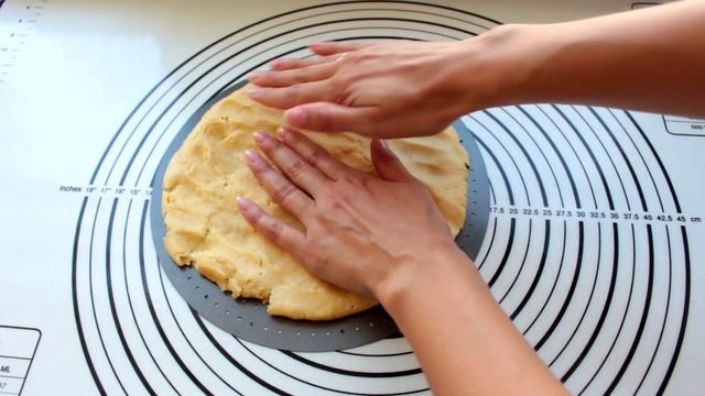 Самый простой рецепт открытого пирога с курицей и грибами смотреть онлайн